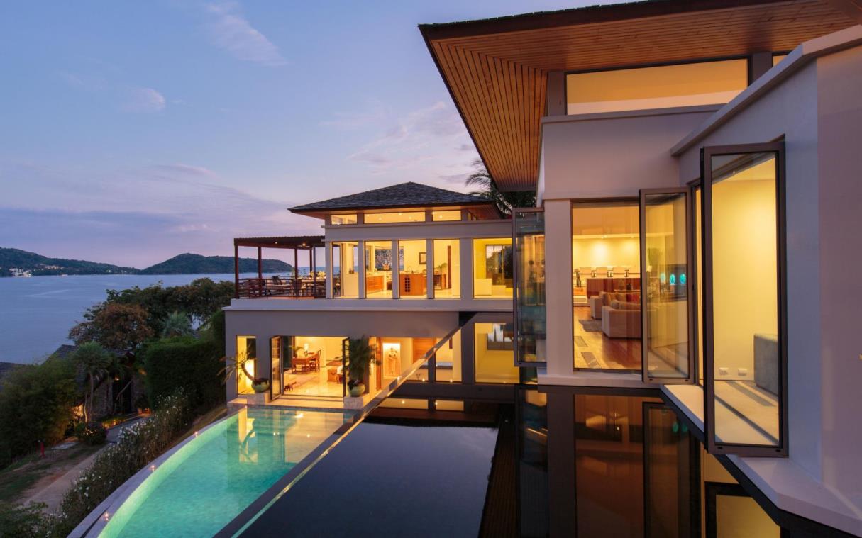 villa-phuket-thailand-luxury-pool-fah-sai-poo-3.jpg