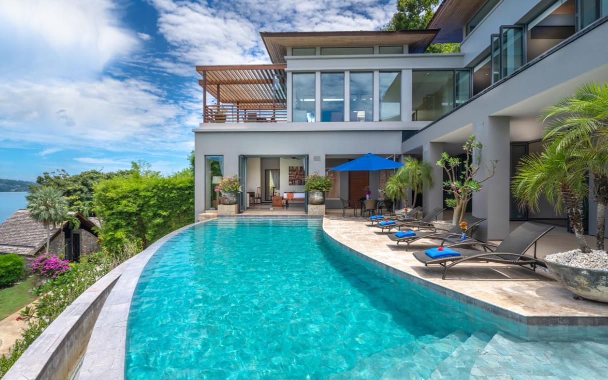 villa-phuket-thailand-luxury-pool-fah-sai-swim (1)