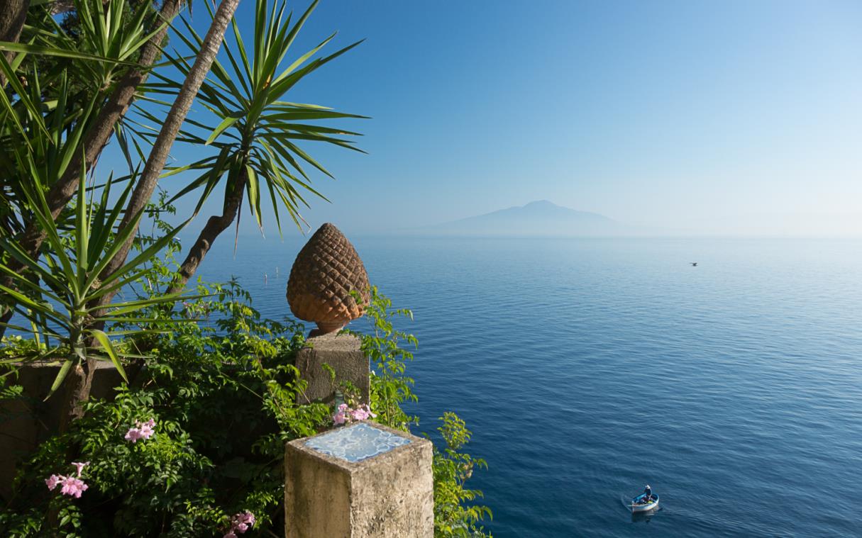 villa-amalfi-coast-sorrento-italy-super-luxury-beach-astor-vie (1).jpg