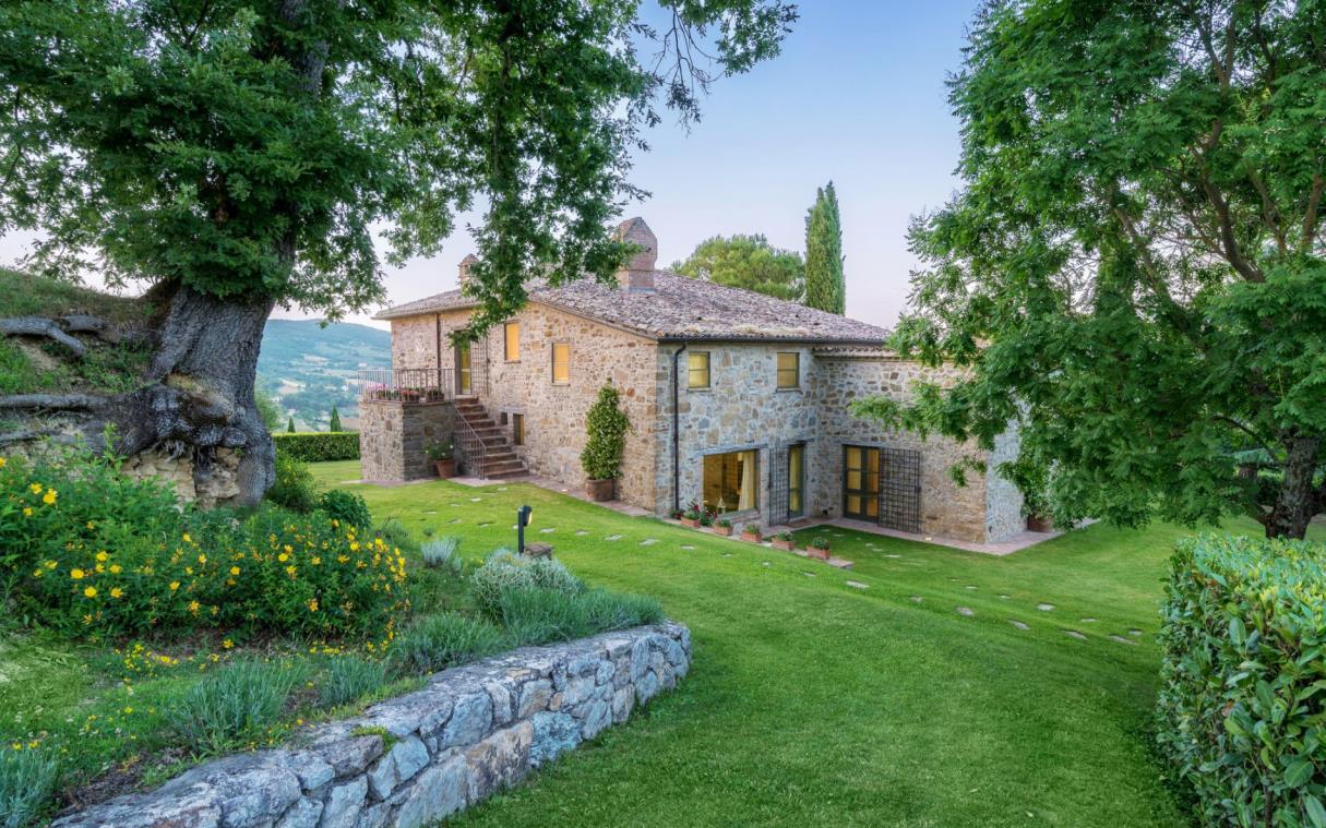 Villa Umbria Tuscany Italy Countryside Pool Luxury Ada Ext 2