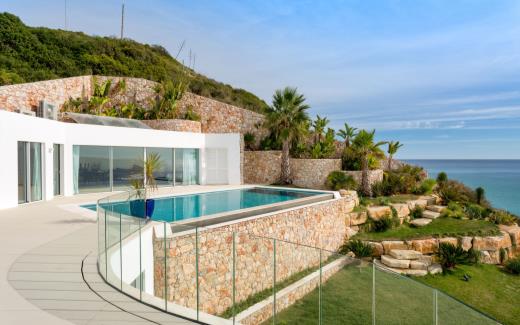 villa-salema-algarve-portugal-luxury-views-pool-alegria-cov.jpg