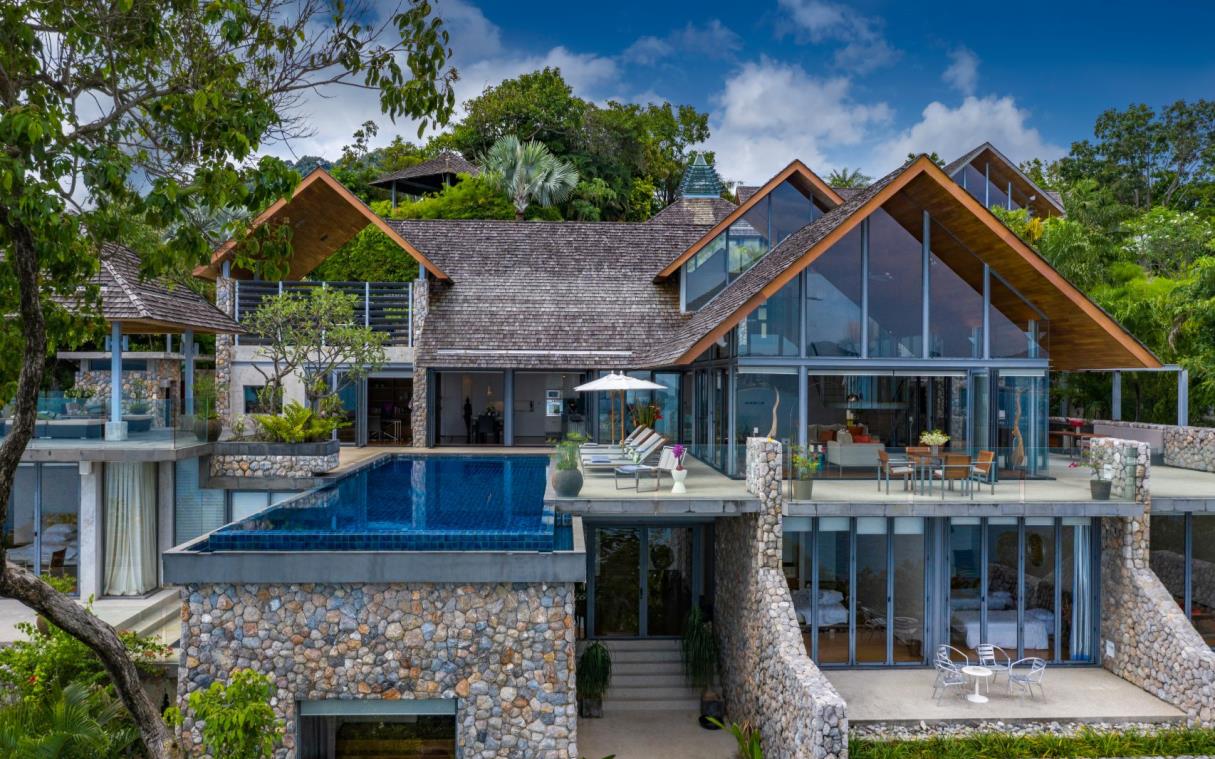 villa-phuket-thailand-luxury-pool-hale-malia-aer (3)
