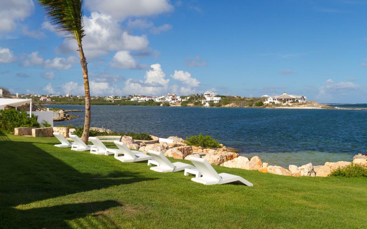 villa-anguilla-caribbean-luxury-beach-pool-le-bleu-gar.jpg