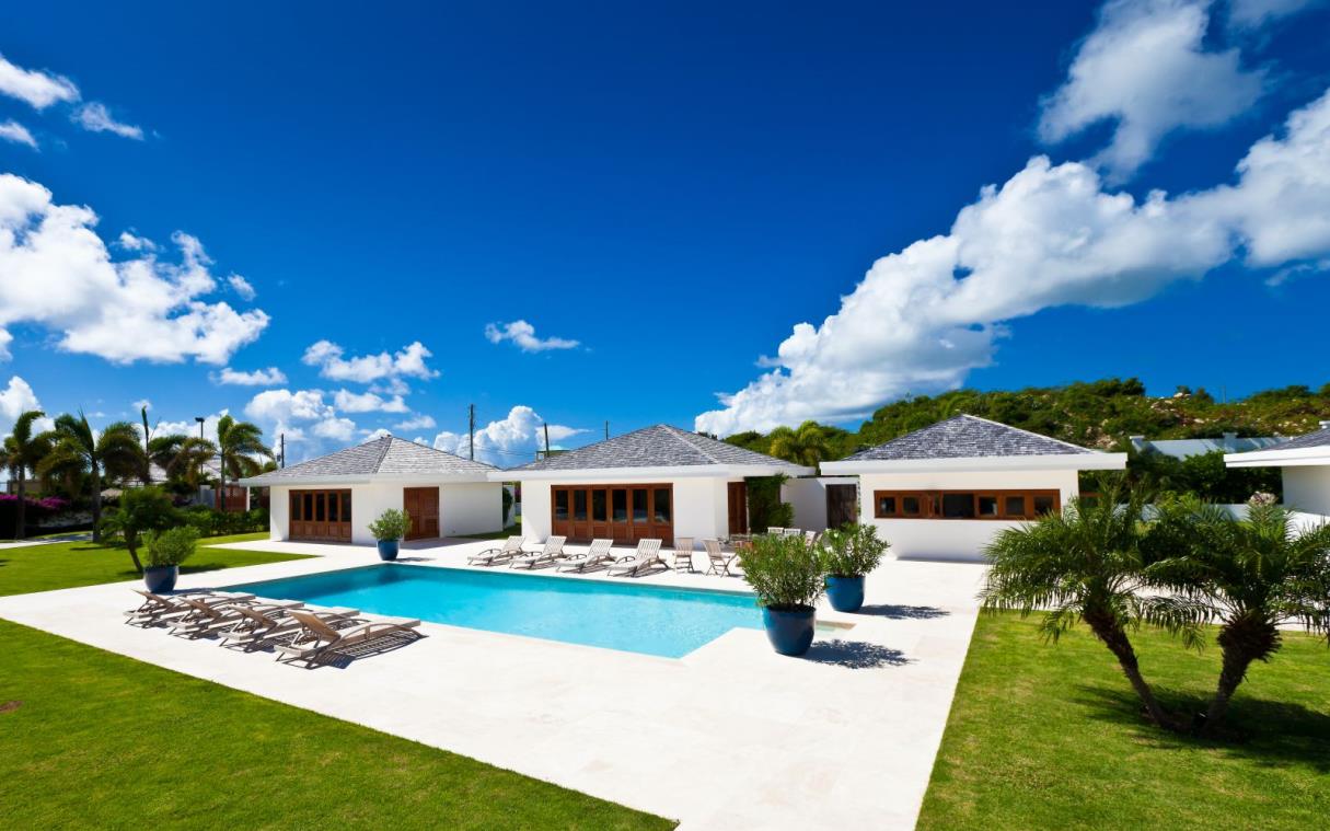 villa-anguilla-caribbean-luxury-beach-pool-le-bleu-swim (9).jpg