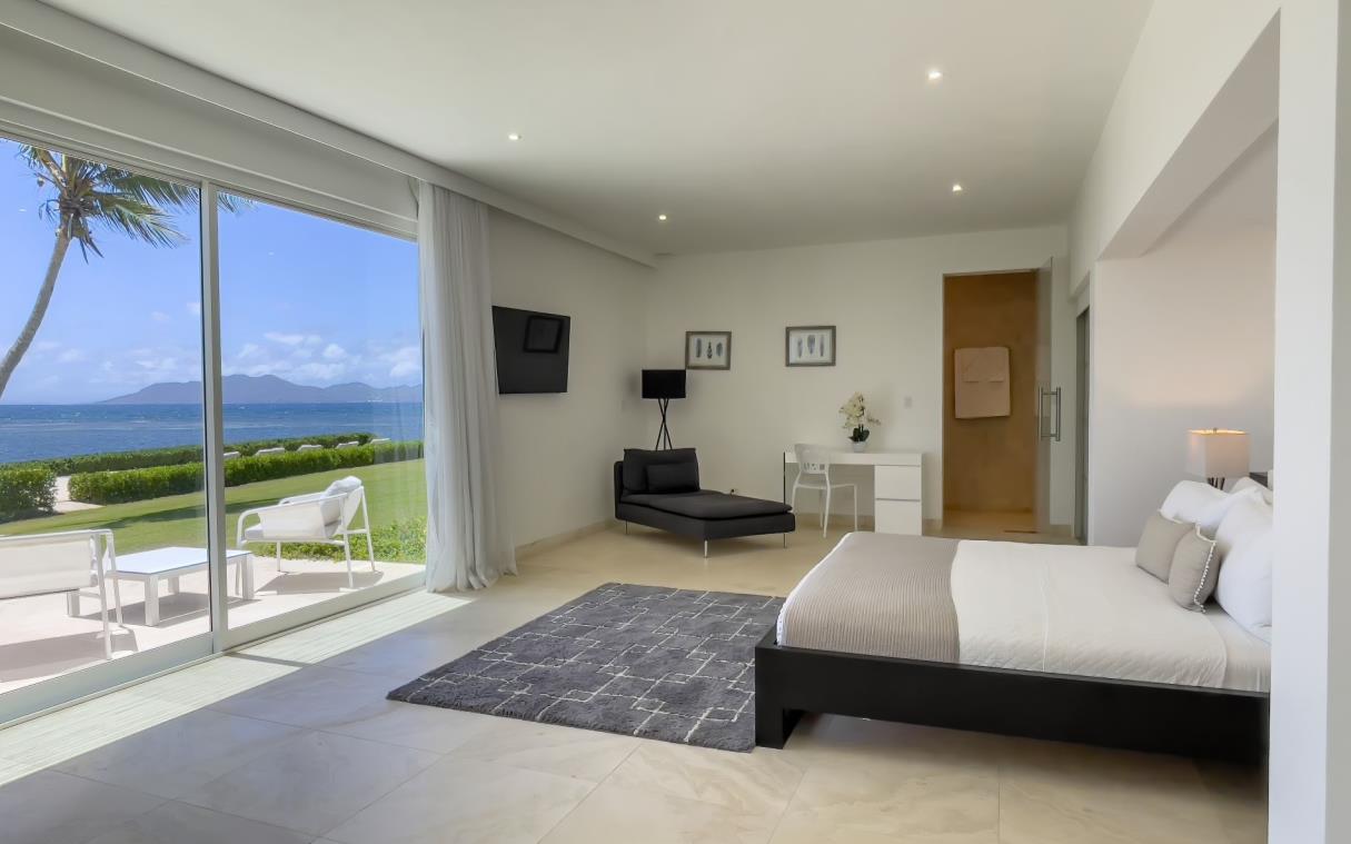 villa-anguilla-caribbean-luxury-beach-le-bleu-bed (14)