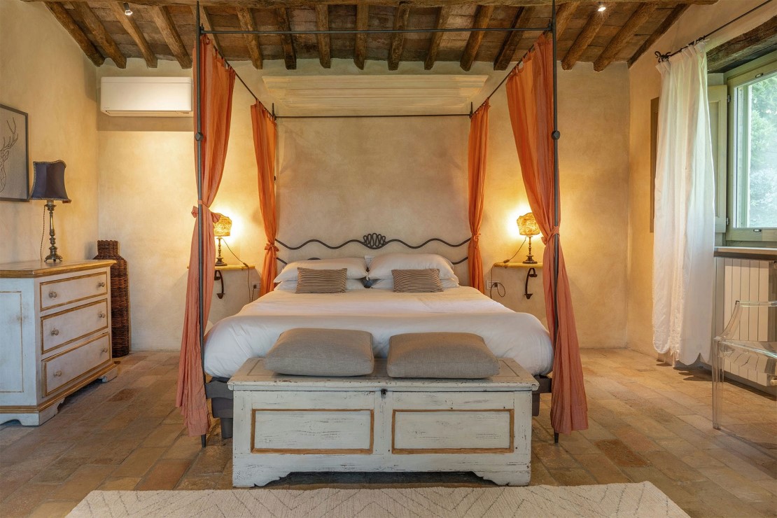 Villa Ada & Guest House