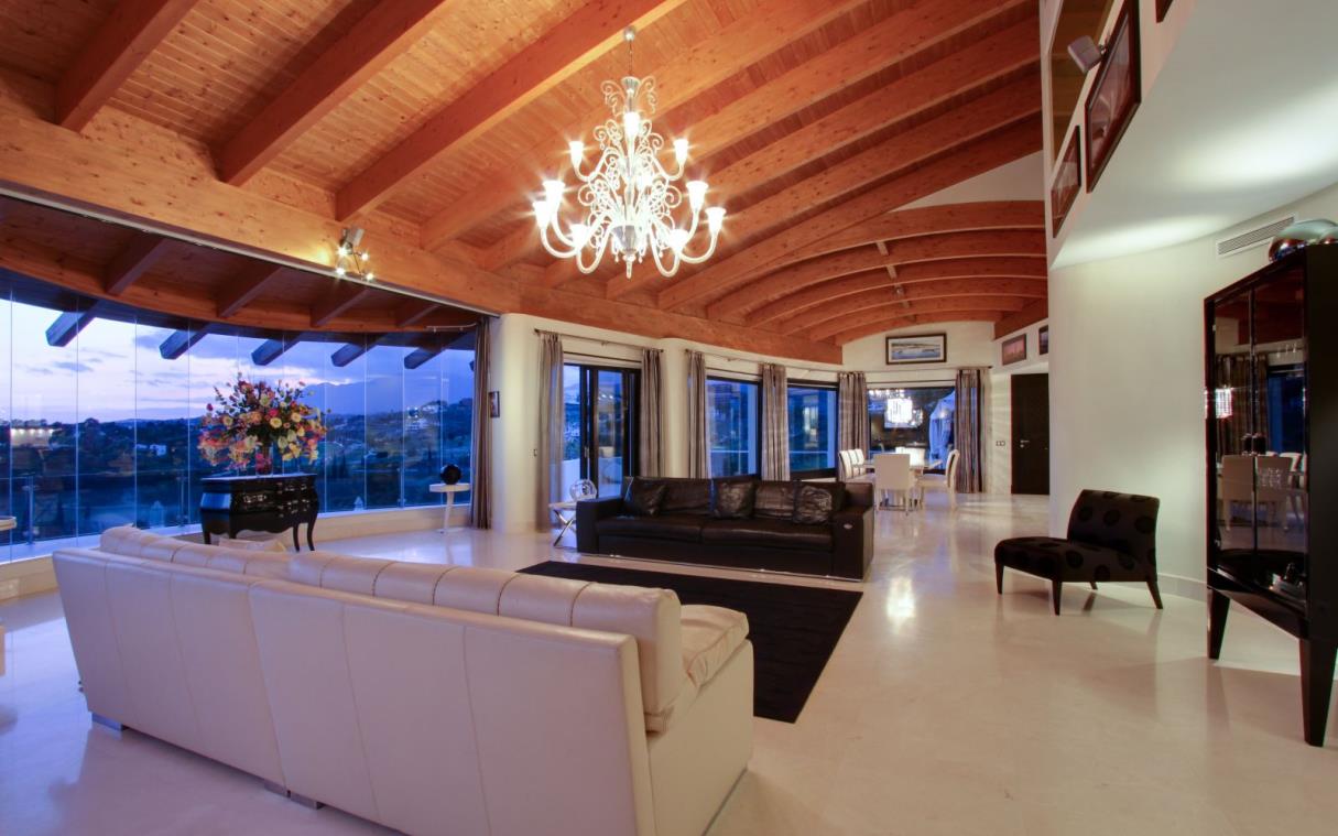 villa-marbella-costa-del-sol-spain-luxury-pool-golf-el-cano-liv (1).jpg