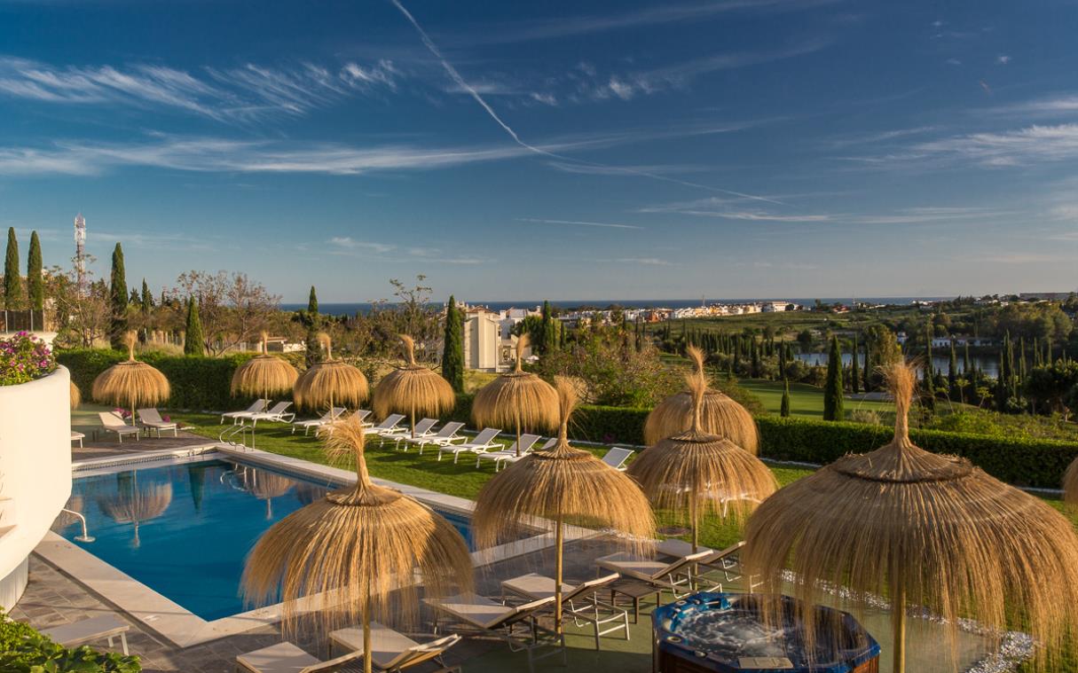 villa-marbella-costa-del-sol-spain-luxury-pool-golf-el-cano-pool (3).jpg
