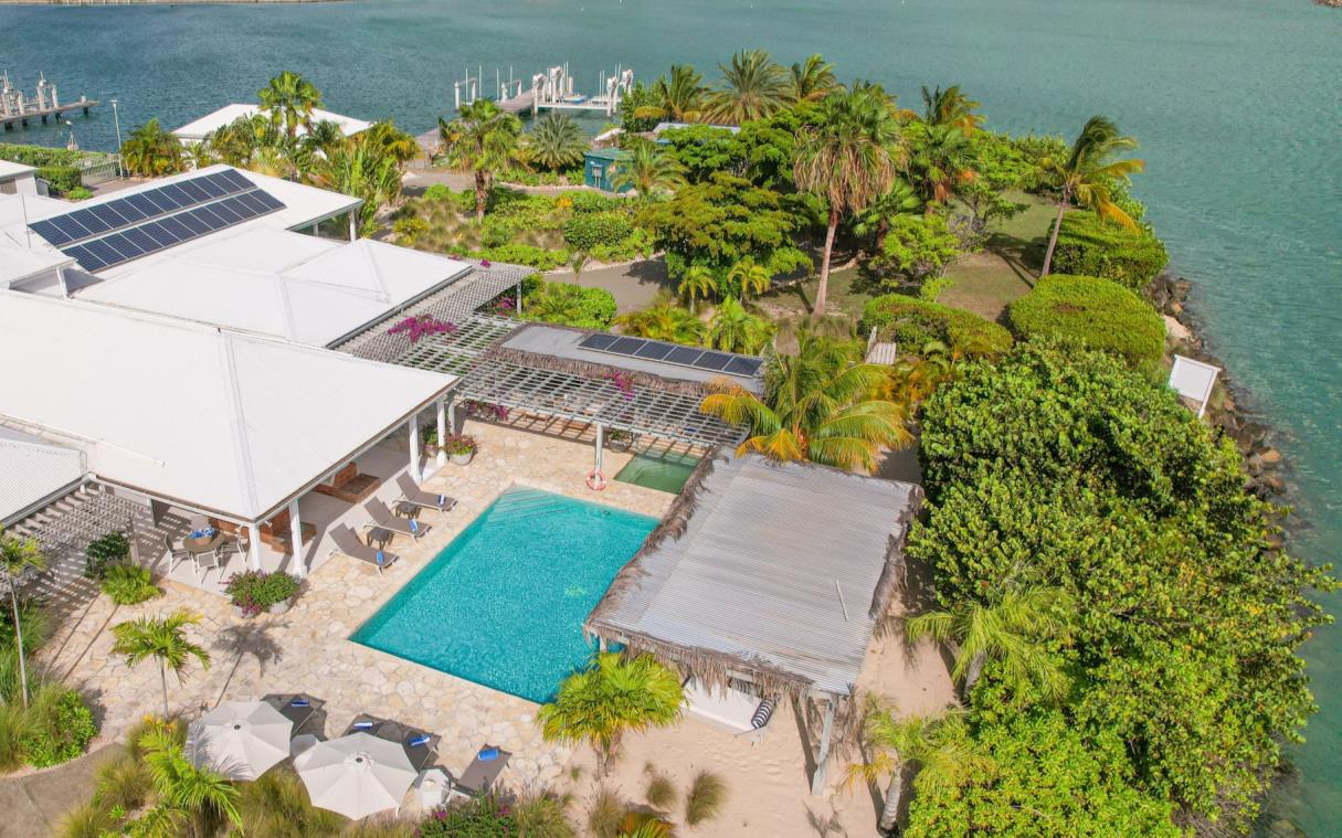 villa-antigua-caribbean-luxury-pool-beach-palm-point-aer (3)