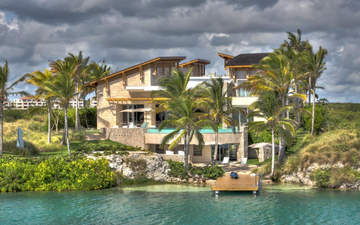 villa-cap-cana-dominican-republic-luxury-pool-beachfront-jacuzzi-oceania-ext (8).jpg