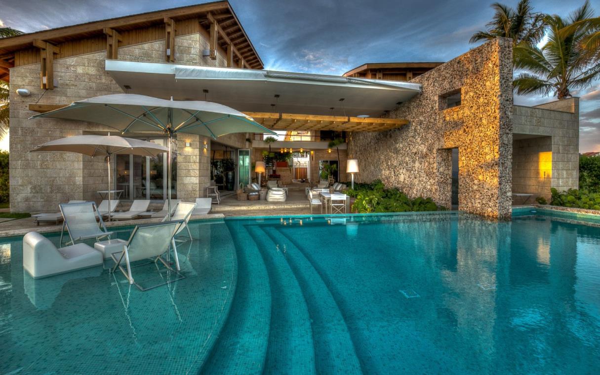 villa-cap-cana-dominican-republic-luxury-pool-beachfront-jacuzzi-oceania-swim (9).jpg