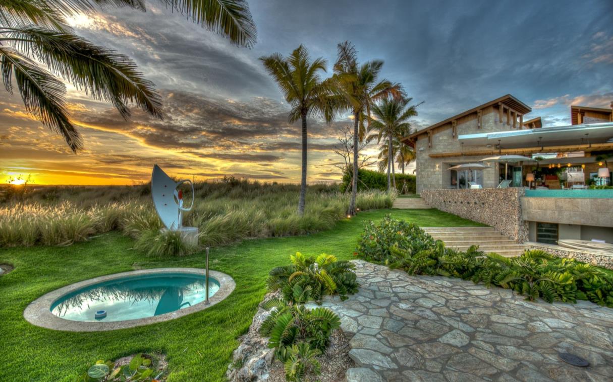 villa-cap-cana-dominican-republic-luxury-pool-beachfront-jacuzzi-oceania-jac (2).jpg