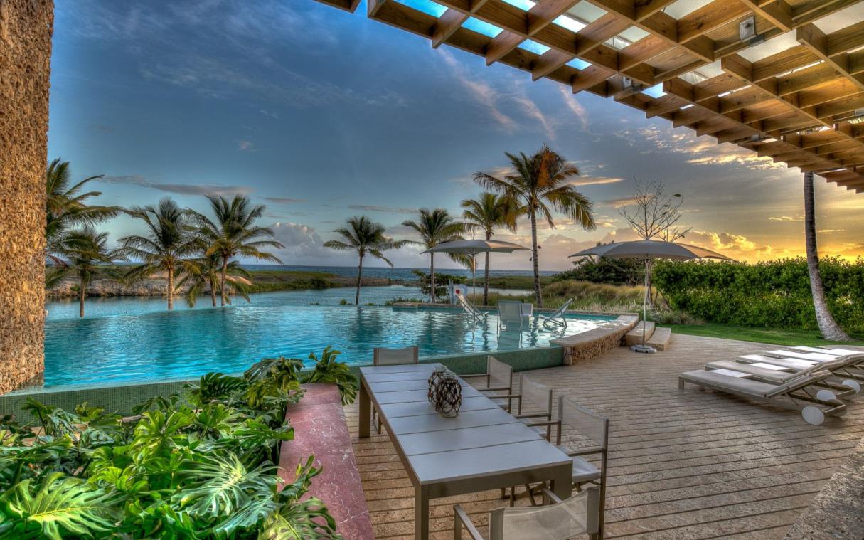 villa-cap-cana-dominican-republic-luxury-pool-beachfront-jacuzzi-oceania-swim (1).jpg