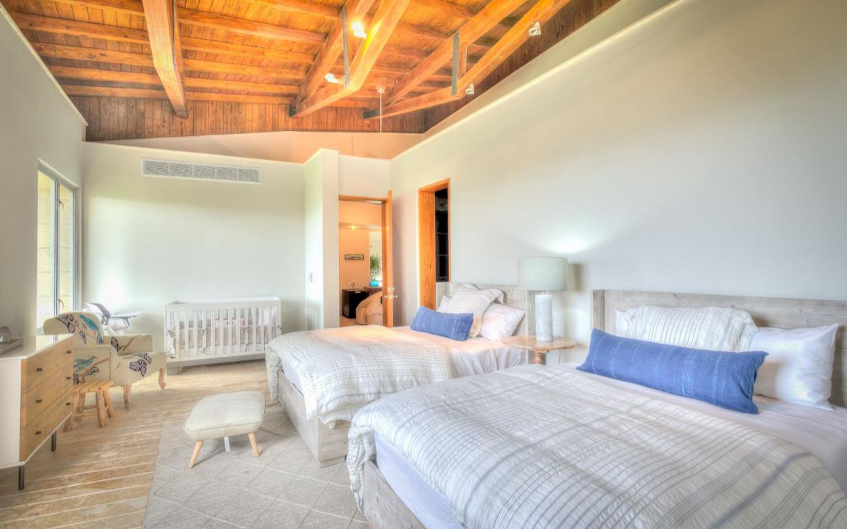 villa-cap-cana-dominican-republic-luxury-pool-beachfront-jacuzzi-oceania-bed (24).jpg