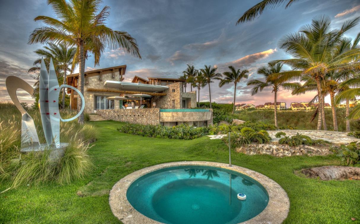 villa-cap-cana-dominican-republic-luxury-pool-beachfront-jacuzzi-oceania-jac (3).jpg