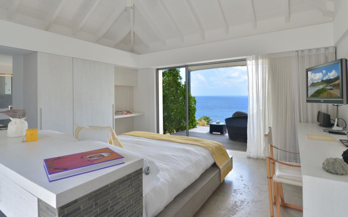 villa-st-barths-caribbean-luxury-pool-casa-del-mar-bed (14).jpg