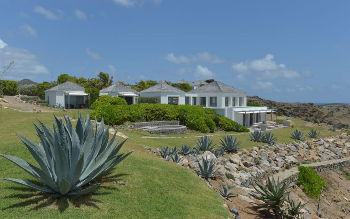 villa-st-barths-caribbean-luxury-pool-casa-del-mar-ext (2).jpg