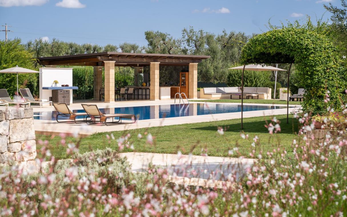 Villa Apulia Italy Luxury Countryside Pool Baraquiel Swim 13
