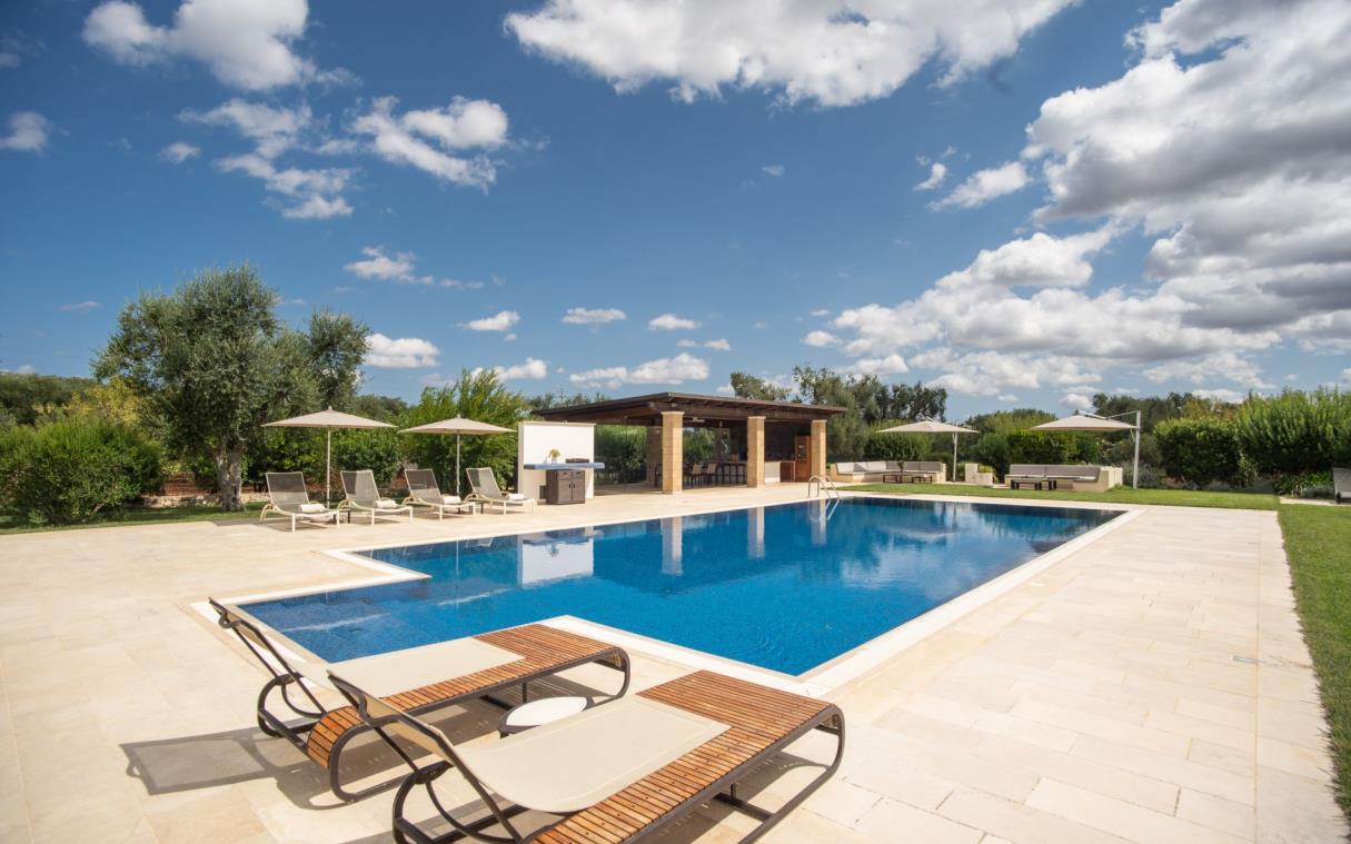Villa Apulia Italy Luxury Countryside Pool Baraquiel Swim 8