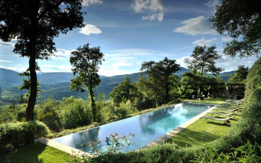 villa-perugia-umbria-tuscany-italy-pool-luxury-views-arrighi-cov-1.jpg