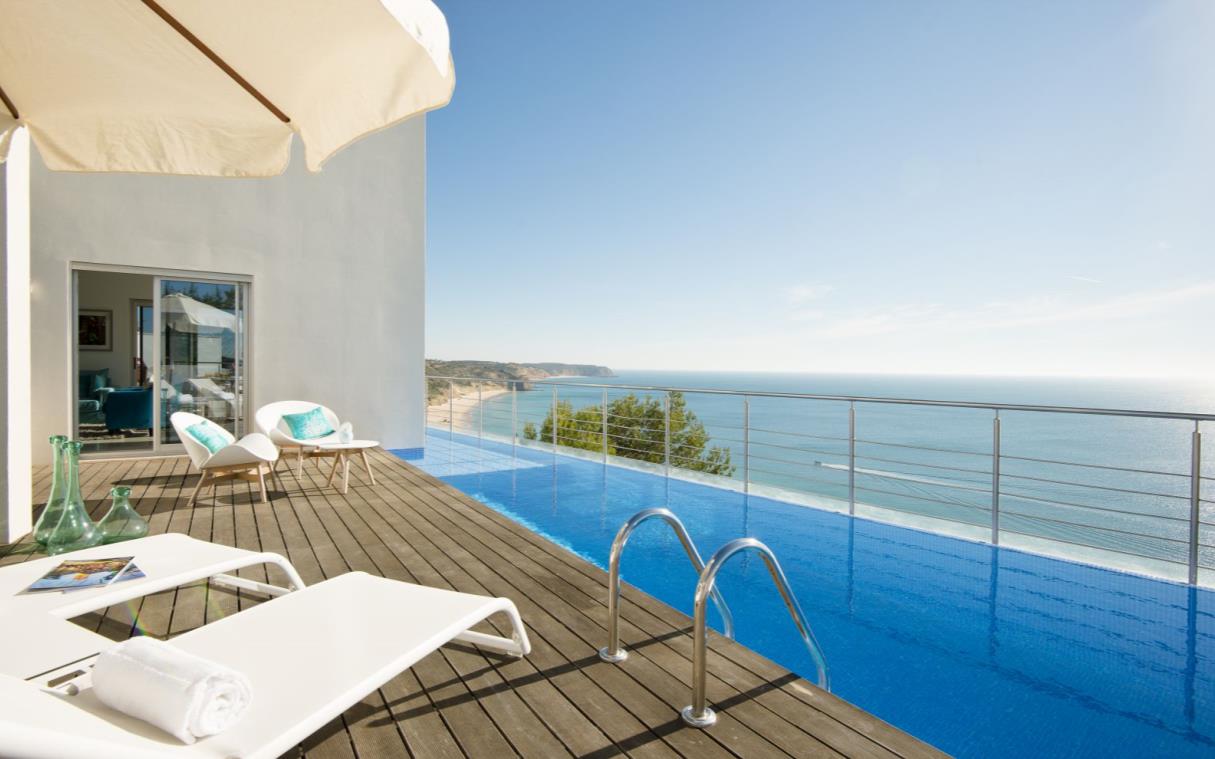 villa-salema-algarve-portugal-luxury-views-pool-mar-azul-poo (3).jpg