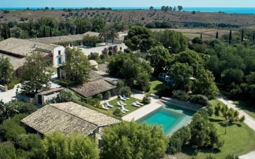 villa-sicily-italy-luxury-spa-commenda-san-calogero-cov 4.jpg