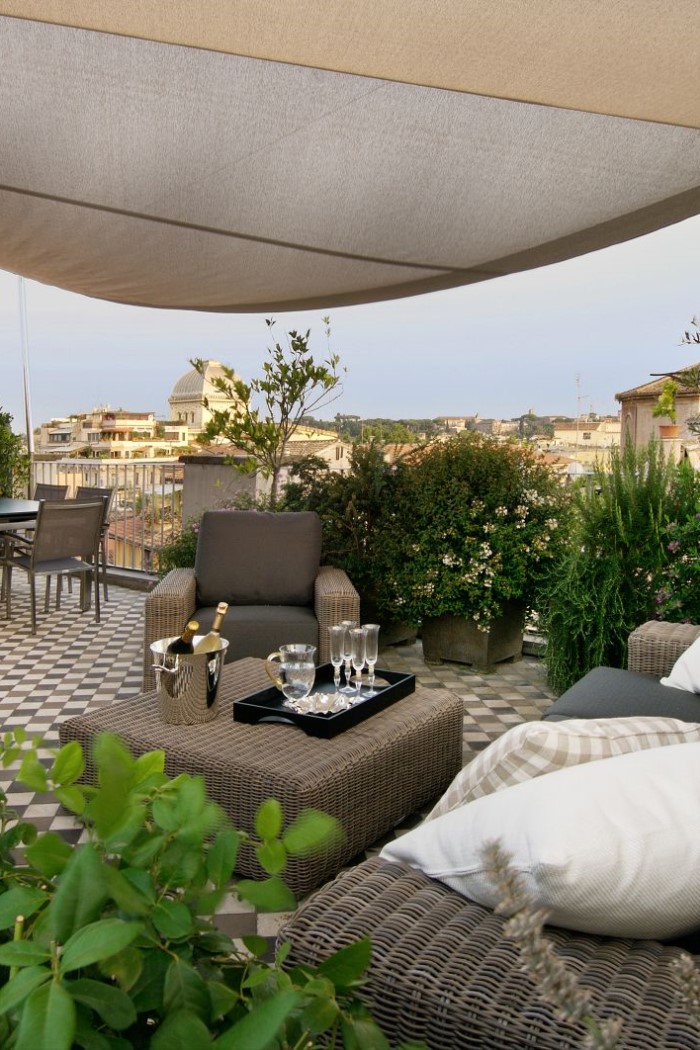 Costaguti 14 Penthouse