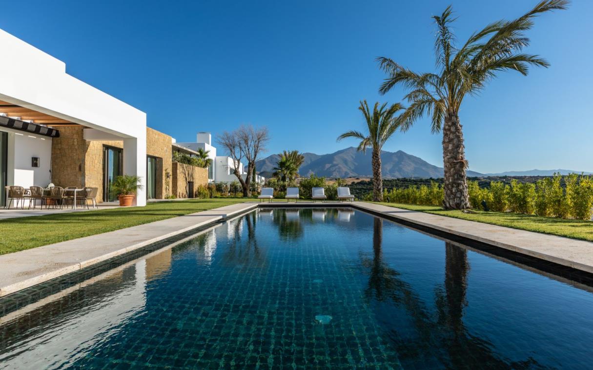 villa-costa-sol-malaga-spain-golf-luxury-finca-cortesin-cov.jpg