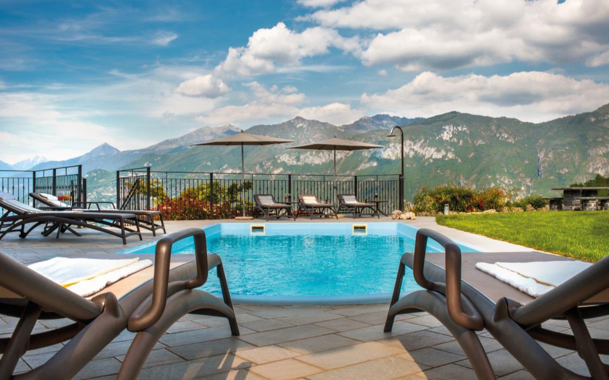 villa-bellagio-lake-como-italy-luxury-pool-dei-sogni-swim (2).jpg