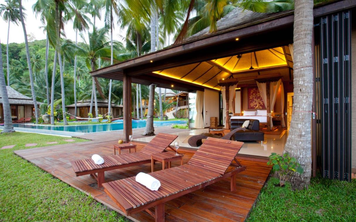 Villa Koh Samui Thailand Beach Luxury Pool Kalyana Bed Ext 2