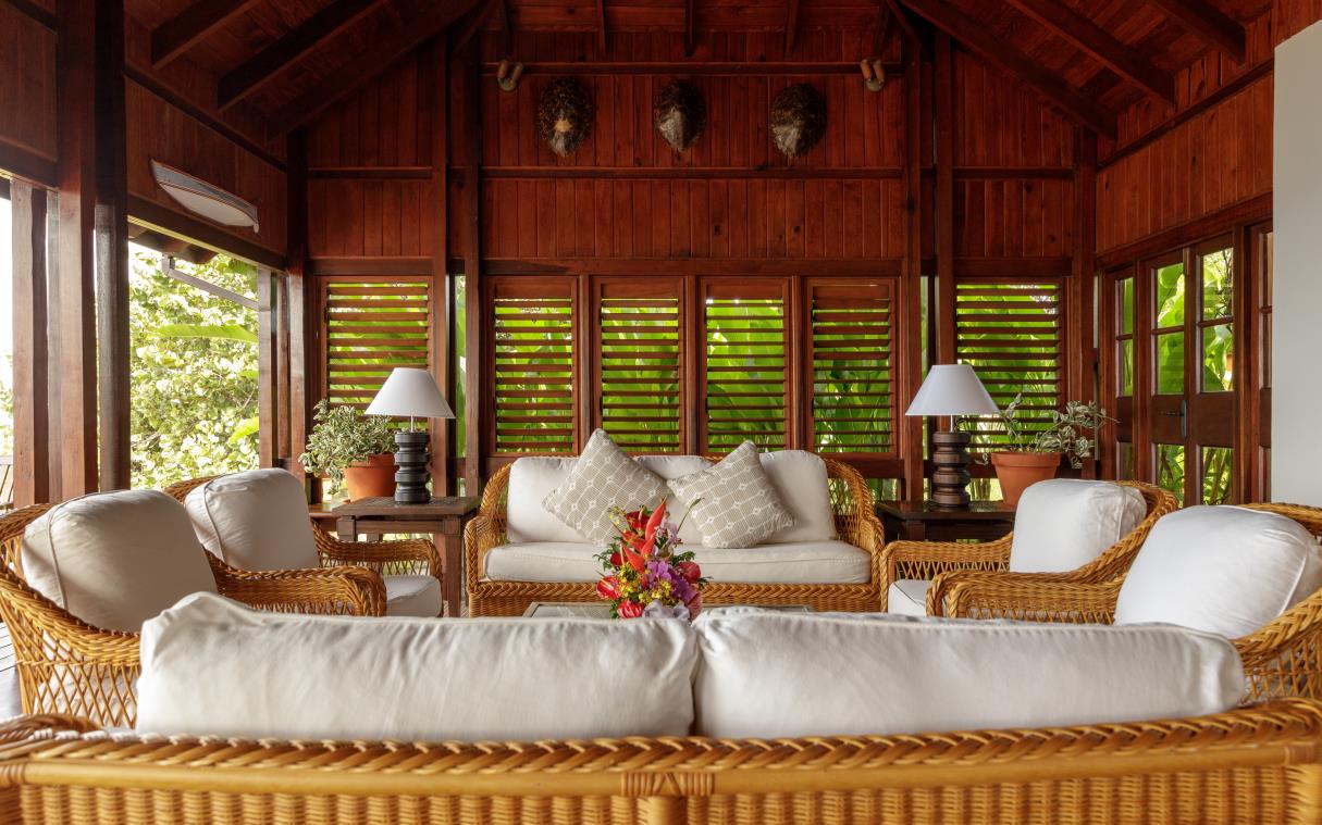 villla-mustique-caribbean-luxury-pool-casa-dalla-valle-out-lou (3).jpg