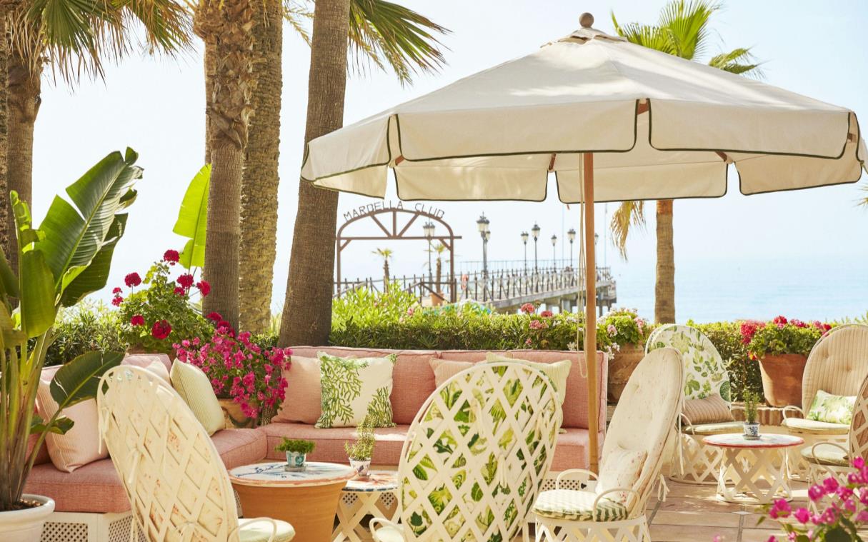 villa-marbella-spain-luxury-pool-modern-golf-beach club (1)