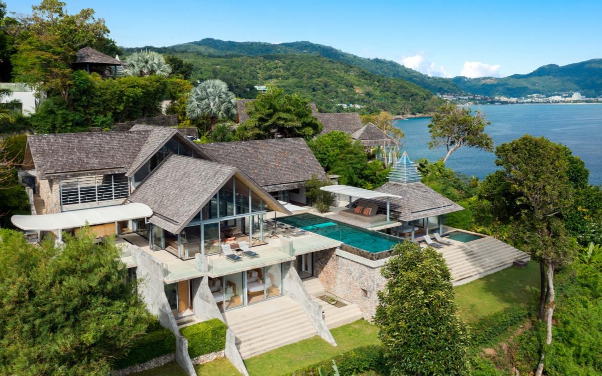 villa-phuket-thailand-luxury-pool-saengootsa-aer (1)