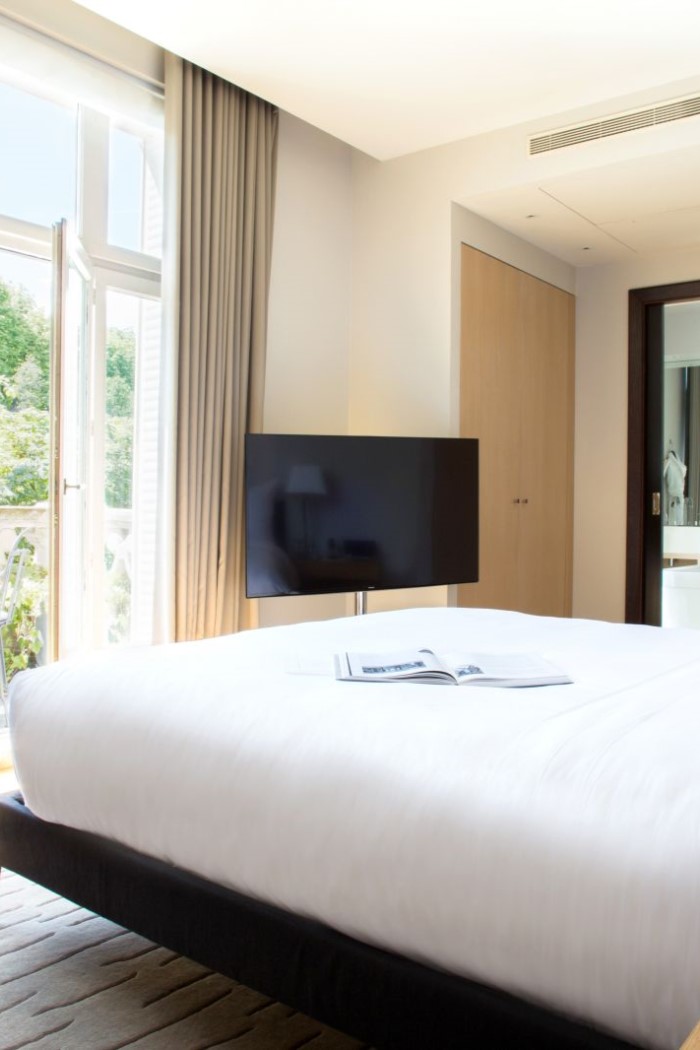 La Reserve 3-Bedroom Eiffel Apartment