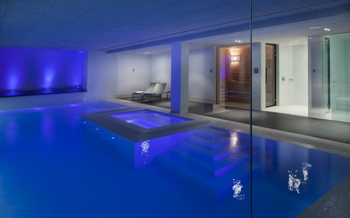 villa-marbella-spain-countryside-luxury-jacuzzi-heated-pool-palo-alto-poo-1.jpg