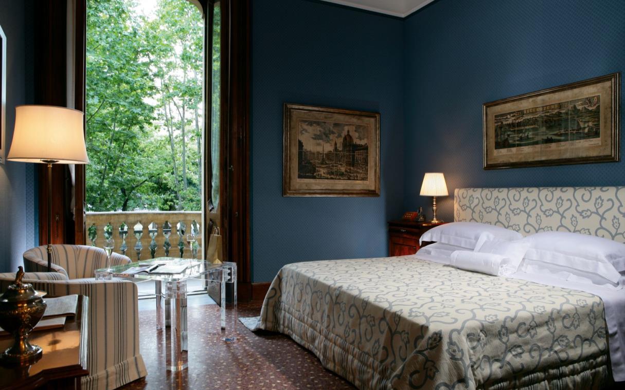 villa-rome-italy-luxury-spa-spalletti-trivelli-sui-1.jpg