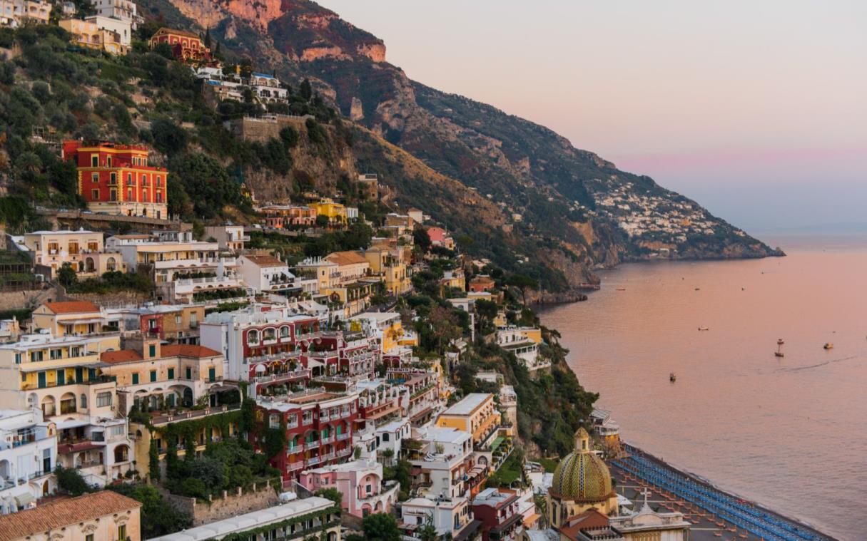 villa-positano-amalfi-coast-pool-jacuzzi-view-walking-distance-town-mon-repos-view.jpg