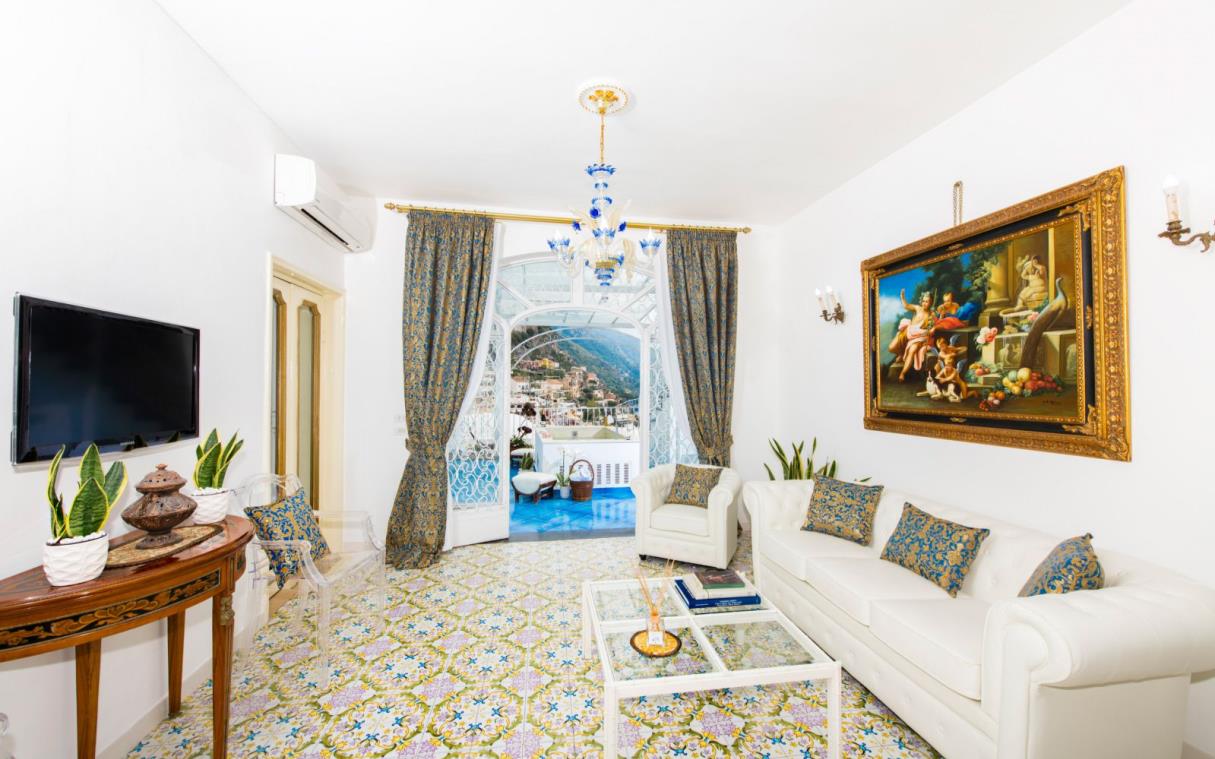 villa-positano-amalfi-coast-pool-jacuzzi-view-walking-distance-town-mon-repos-liv (1).jpg