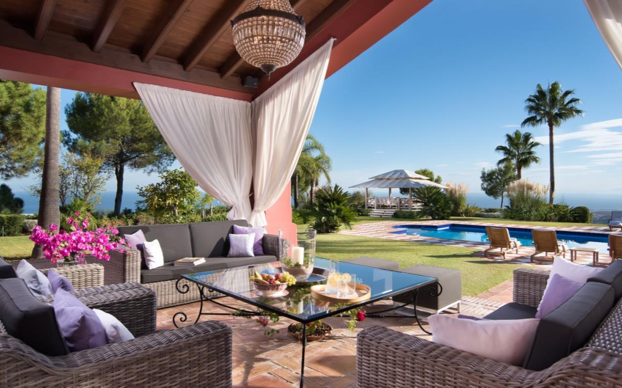 villa-marbella-spain-luxury-pool-mirador-ter-1.jpg