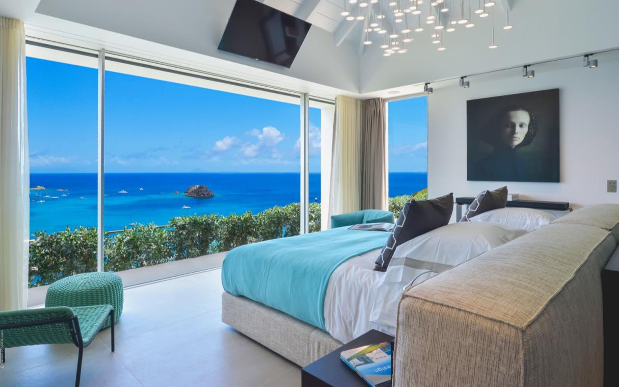 villa-st-barths-caribbean-luxury-sea-view-beach-pool-utopic-bed-1.jpg