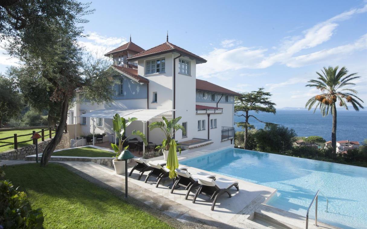villa-sorrento-amalfi-coast-italy-luxury-view-sabrina-cov.jpg