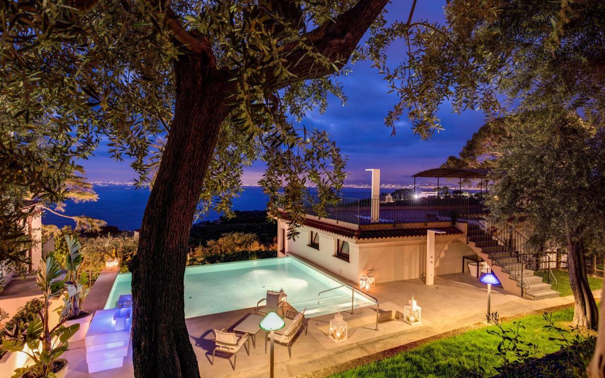 villa-sorrento-amalfi-coast-italy-luxury-view-sabrina-out (2).jpg