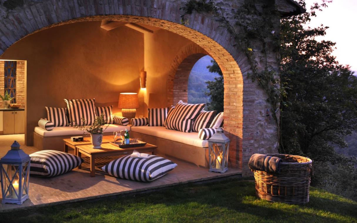villa-umbria-tuscany-italy-luxury-pool-spinaltermine-ter (4).jpg