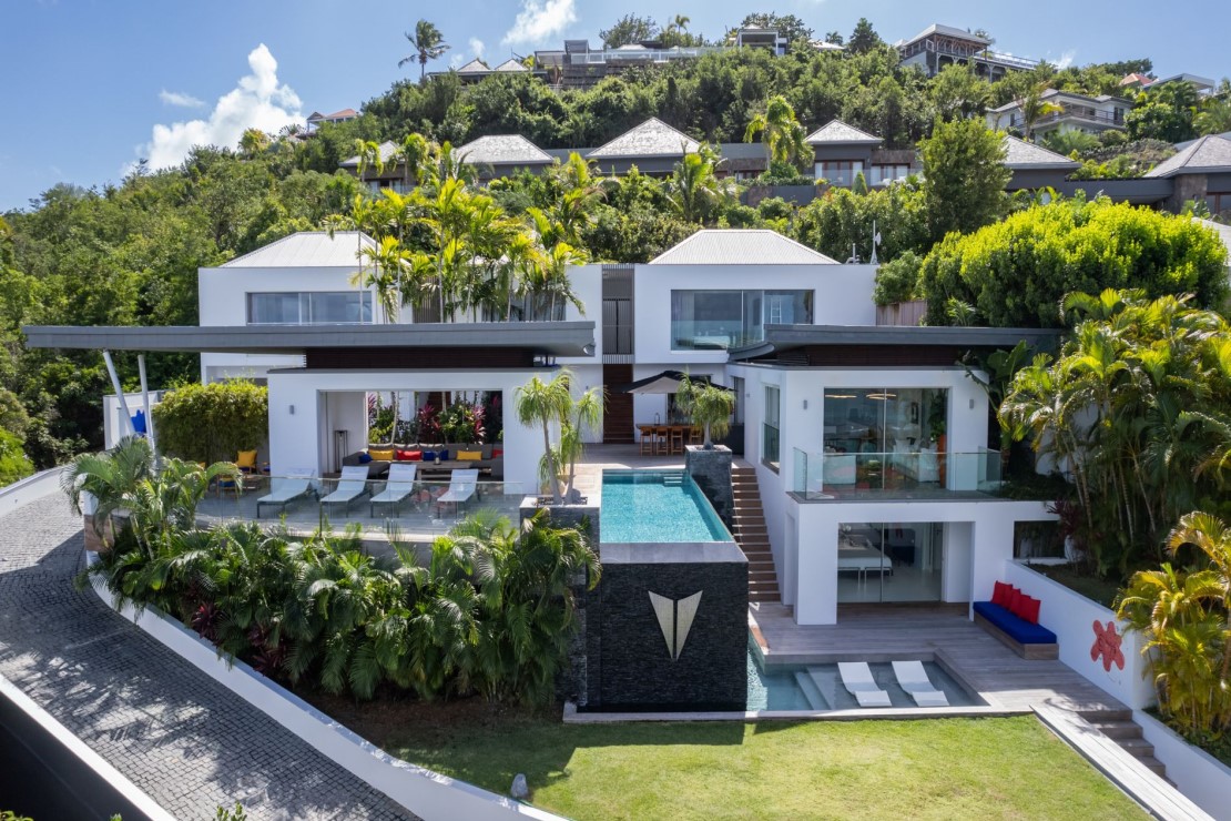 Villa Wings