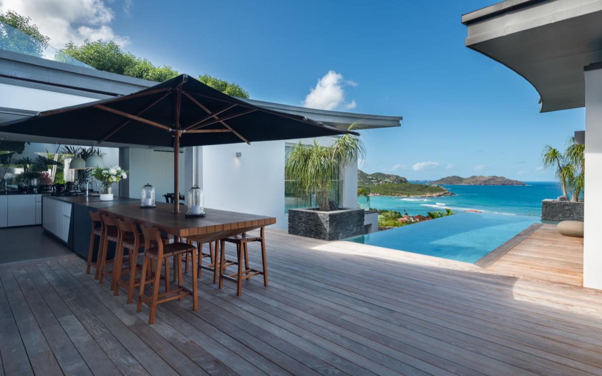 villa-st-barths-caribbean-luxury-pool-wings-out-din