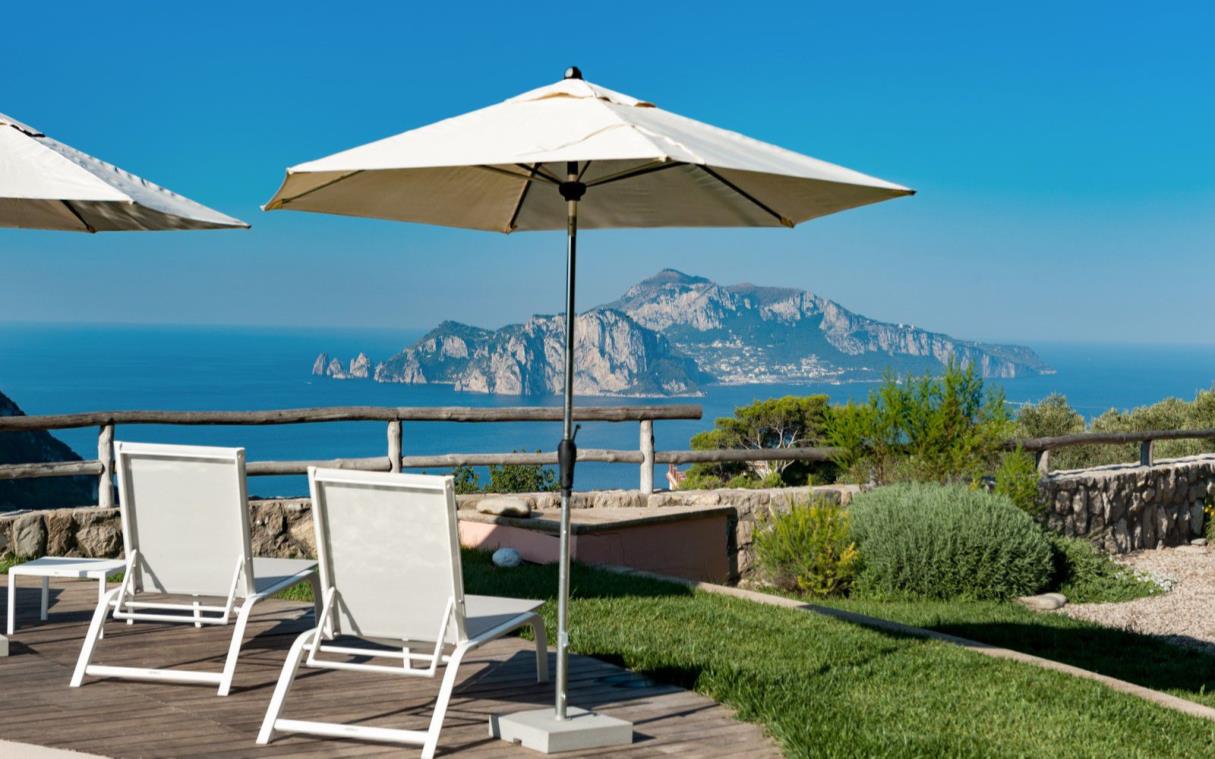 villa-sorrento-amalfi-italy-view-pool-sea-luxury-sophia-view (1).jpg