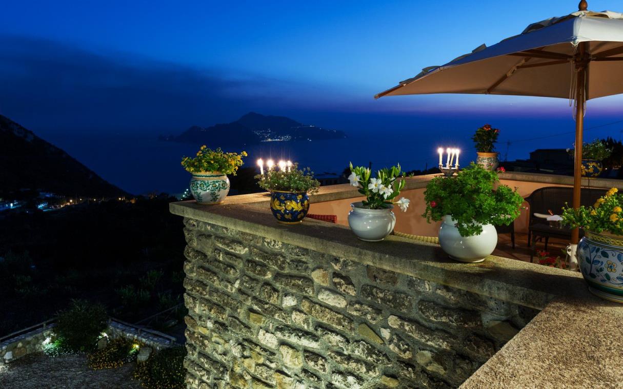 villa-sorrento-amalfi-italy-view-pool-sea-luxury-sophia-ter-2