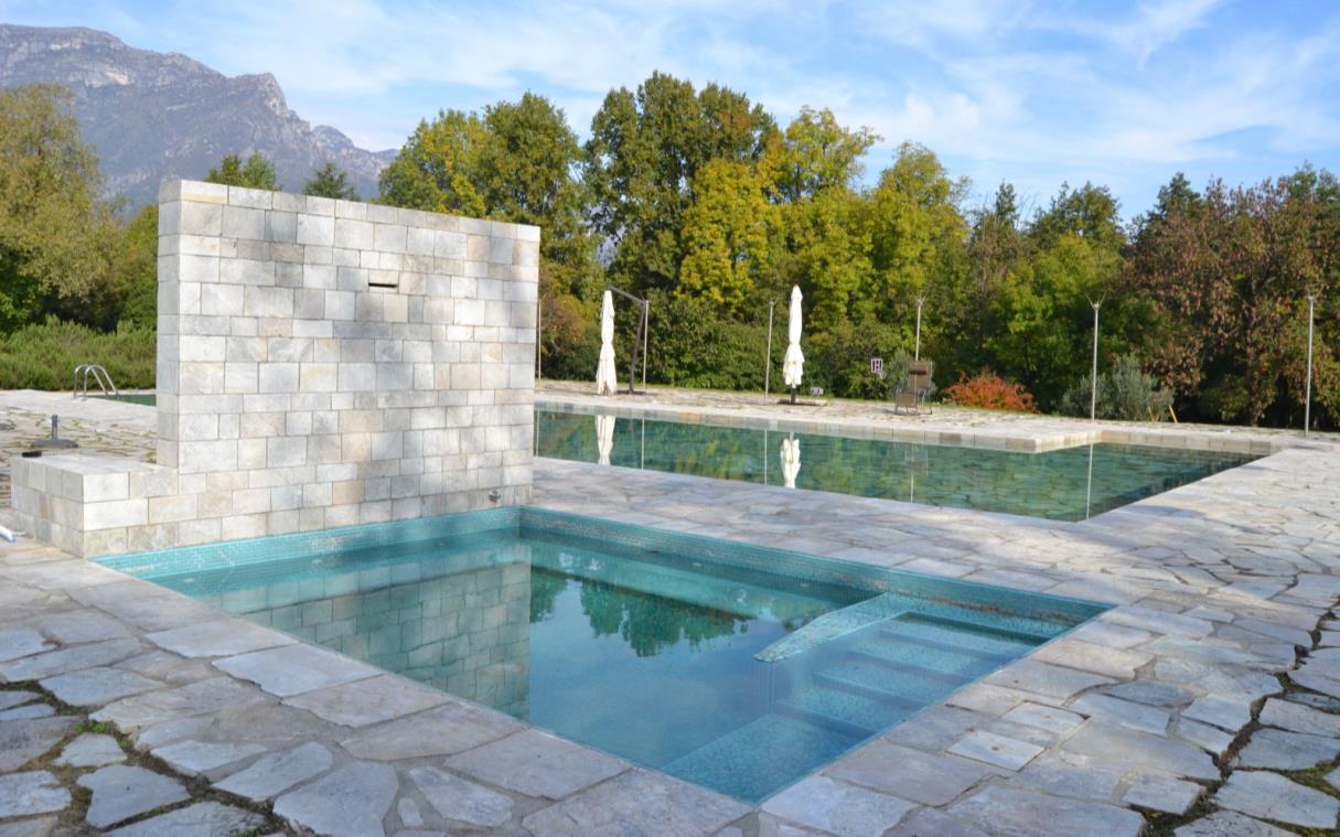 villa-annone-como-italy-pool-lakefront-adinolfi-swim (5).jpg