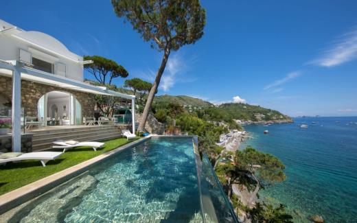 villa-nerano-sorrento-coast-italy-seaside-luxury-nereide-COV.jpg