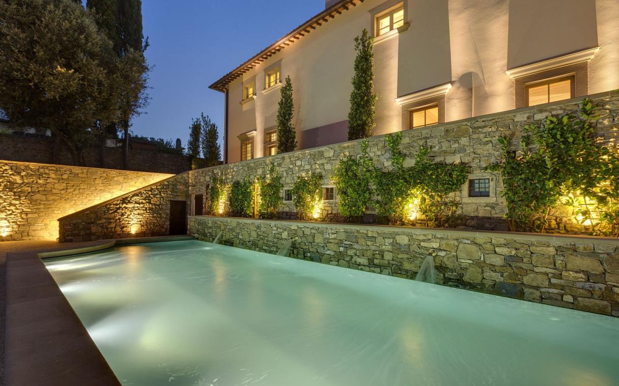 villa-florence-chianti-tuscany-pool-spa-luxury-dimora-del-ghirlandaio-pond